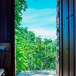 Laendliches Haus Ruralmedulas- 10 Personen By Interhome Hébergement de vacances *