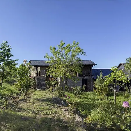 Hébergement de vacances Laendliches Haus Ruralmedulas- 10 Personen By Interhome *