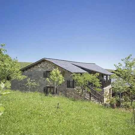 Feriehus Laendliches Haus Ruralmedulas- 10 Personen By Interhome *