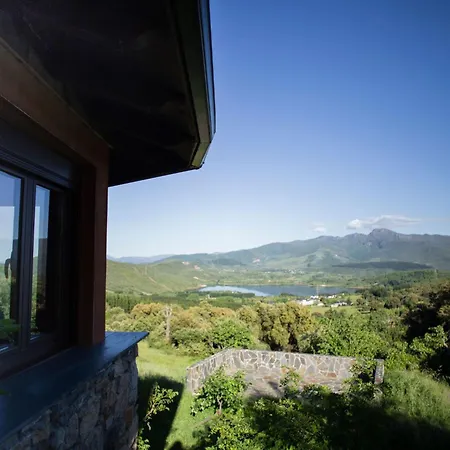 Feriehus Laendliches Haus Ruralmedulas- 10 Personen By Interhome